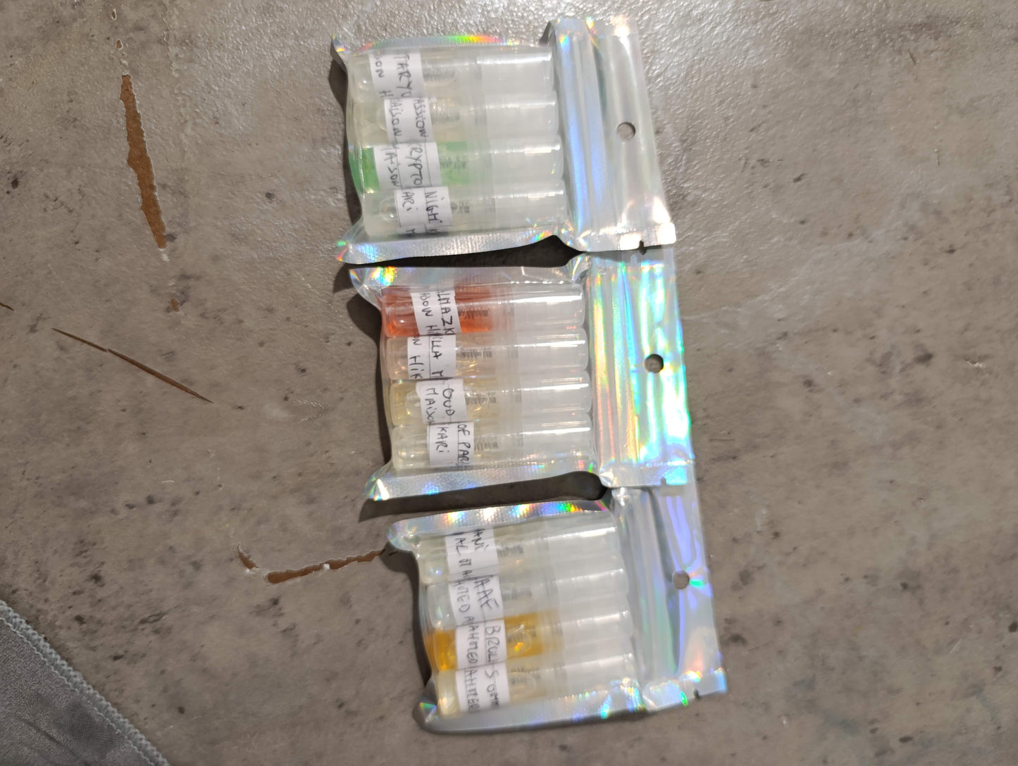 Box Découverte Personnalisé 12 échantillons 2 ML X12